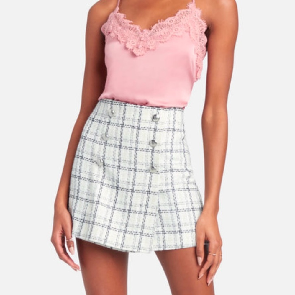 Bebe Boucle Button Detail Skort